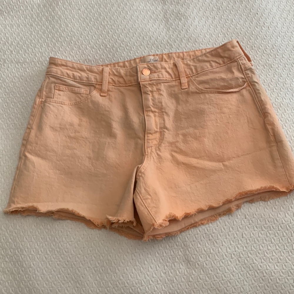 Universal threads high rise jean shorts size 12 - Picture 1 of 4
